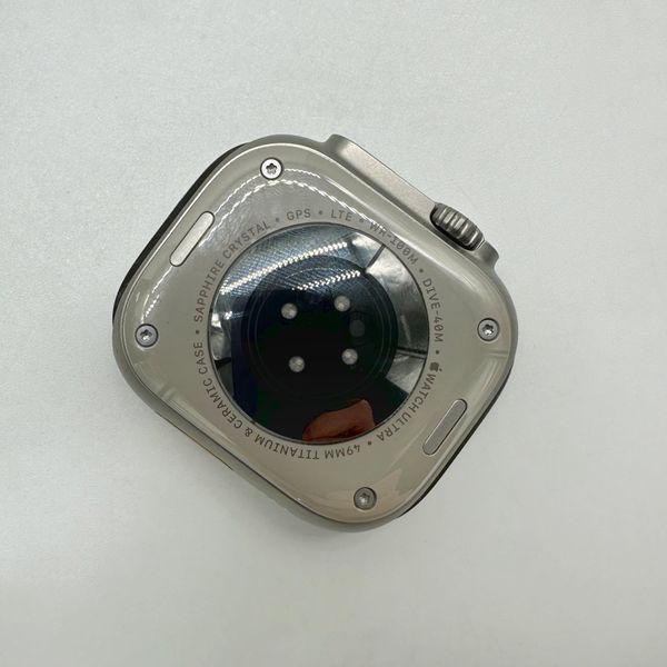 Apple Watch Ultra GPS + Cellular 49mm Titanium Case б/у (KFJ47) 3827        фото