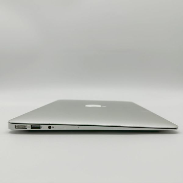 MacBook Air 13" 2014 i5 4gb RAM 128gb SSD Silver б/у (LG085) 4081        фото