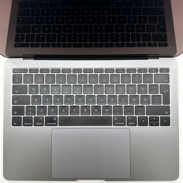 MacBook Pro 13" 2016 i7 16gb RAM 512gb SSD Space Gray б\у (CGVC8) 4355        фото