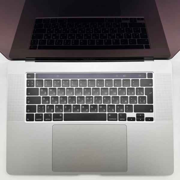 MacBook Pro 16" 2019 i7 16gb RAM 512gb SSD Silver б\у (0MD6P) 5360        фото