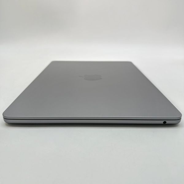 MacBook Air 13" 2022 M2 8gb RAM 256gb SSD Space Gray б/у (VCQ21) 3767        фото