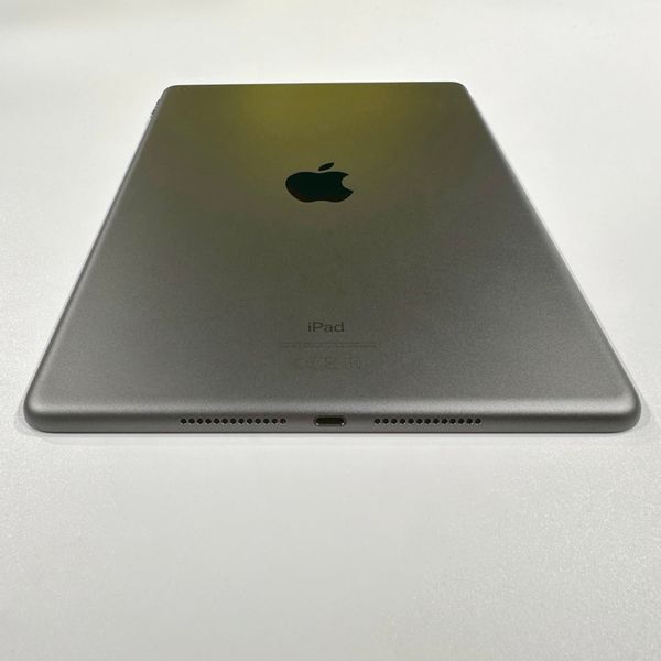 iPad 8th gen 32gb Wi-Fi Space Gray б/у 3993        фото