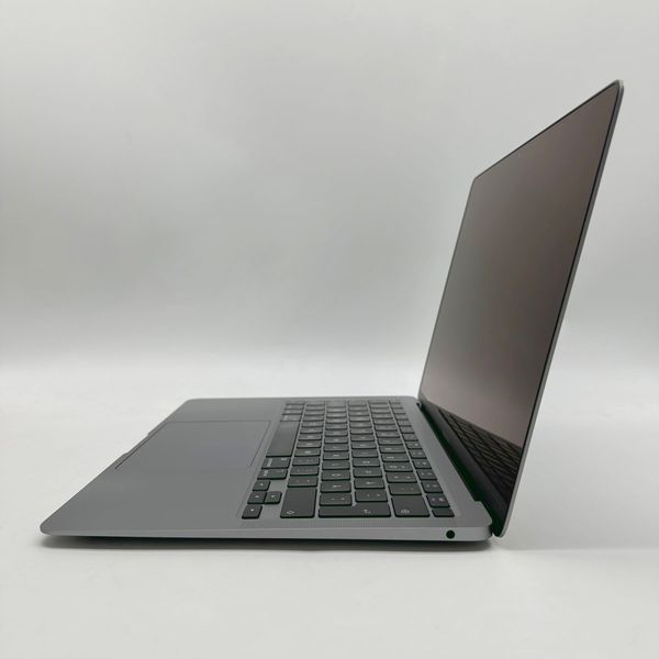 MacBook Air 13" 2020 M1 8GB RAM 256GB SSD Space Gray б/у (69Q6L4) 3918        фото