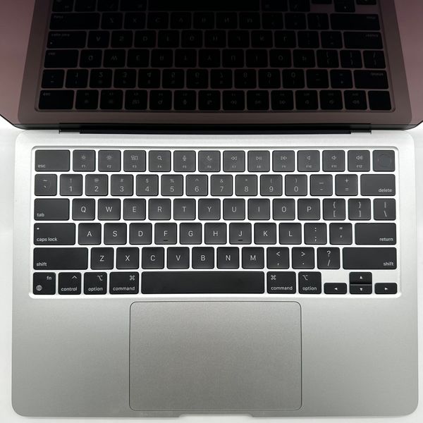 MacBook Air 13" 2022 M2 8gb RAM 256gb SSD Silver б\у (999Q5) 4451        фото