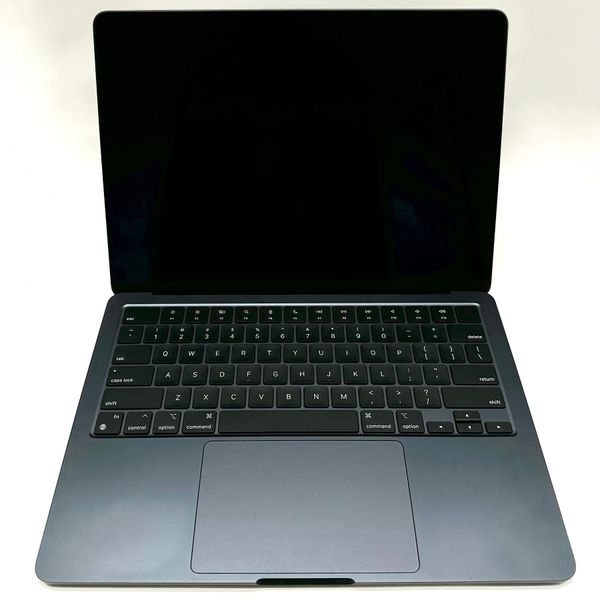 MacBook Air 13" 2022 M2 8gb RAM 256gb SSD Midnight б\у (Y2D4H) 4450        фото