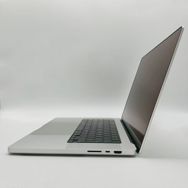 MacBook Pro 16" 2021 M1 Max 64gb RAM 1Tb SSD Silver б\у (HV23F) 4199        фото