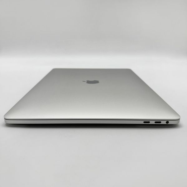 MacBook Pro 15" 2019 i7 16gb RAM 256gb SSD Silver б\у (HLVCH) 5374        фото