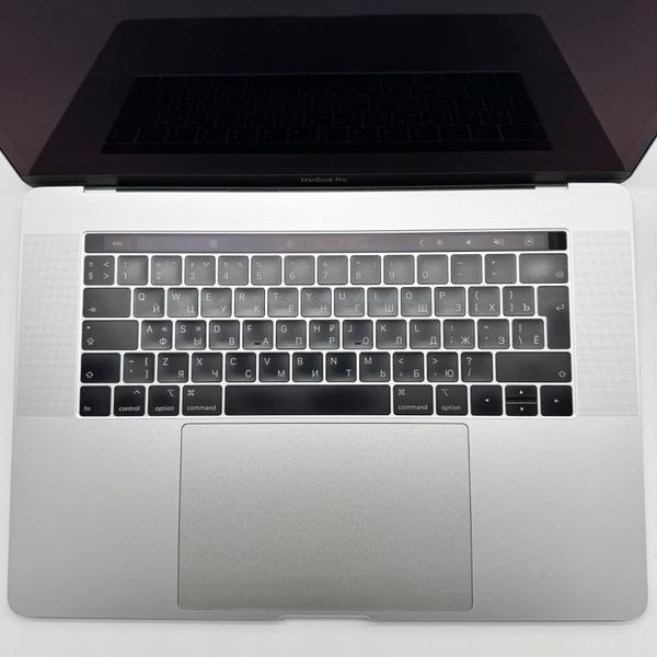 MacBook Pro 15" 2019 i7 16gb RAM 256gb SSD Silver б\у (HLVCH) 5374        фото