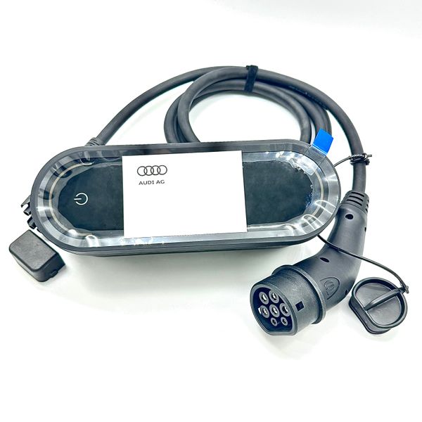 Зарядка для електромобіля Audi E-Tron Connect Charging System 22kw 8V4.971.675.BJ фото