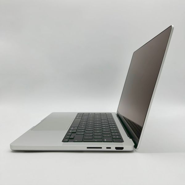 MacBook Pro 14" 2021 M1 Pro 32Gb RAM 512Gb SSD Silver б\у (XWNW4) 4337        фото