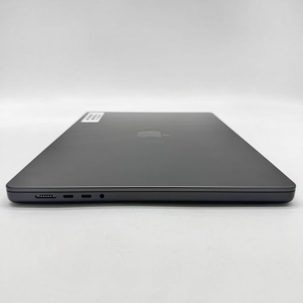 MacBook Pro 16" 2024 M4 Pro 48Gb RAM 512Gb SSD Space Black б/у (X7F2F) 5430        фото