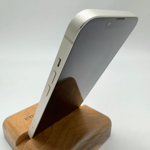 Apple iPhone 13 128GB Starlight б/у (92638) 2615        фото
