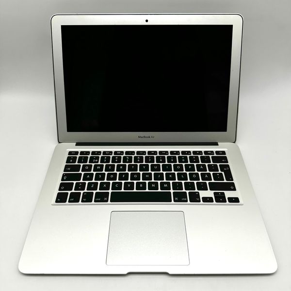 MacBook Air 13" 2015 i5 4gb RAM 128gb SSD Silver б/у (8G940) 4069        фото