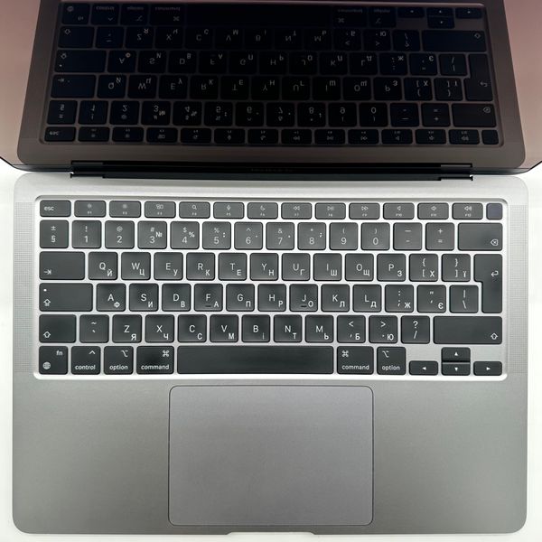 MacBook Air 13" 2020 M1 8GB RAM 256GB SSD Space Gray б\у (AGQ6L4) 4207        фото