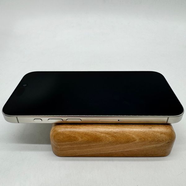 iPhone 15 Pro 128GB White Titanium б/у 5434        фото