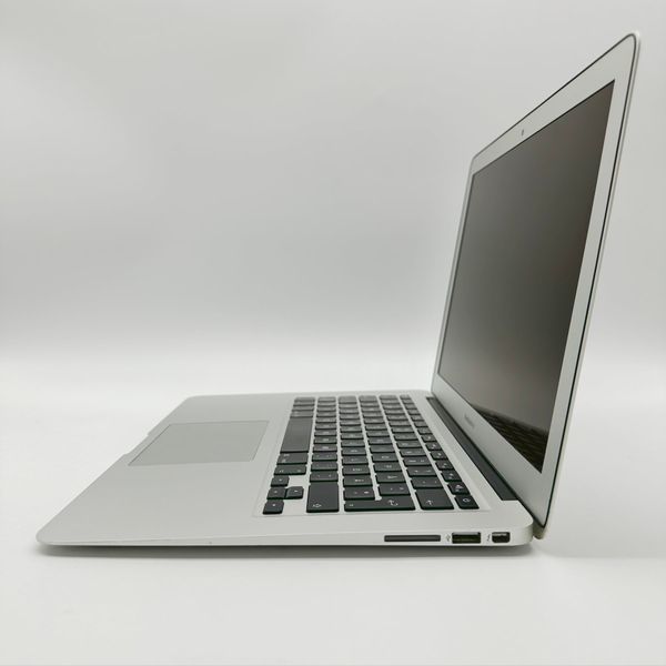 MacBook Air 13" 2014 i5 4gb RAM 128gb SSD Silver б/у (MG085) 4068        фото