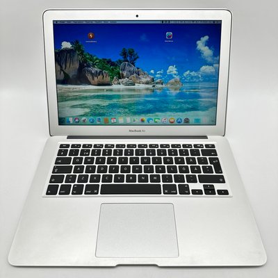 MacBook Air 13" 2015 i5 4gb RAM 128gb SSD Silver б/у (WG940) 4070        фото