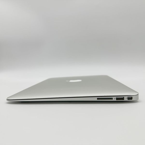 MacBook Air 13" 2015 i5 4gb RAM 128gb SSD Silver б/у (WG940) 4070        фото