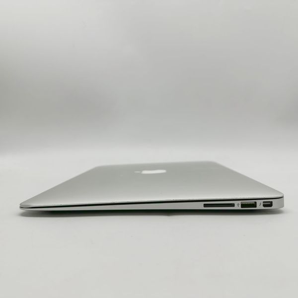 MacBook Air 13" 2015 i5 4GB RAM 128GB SSD Silver б/у (5G940) 3887        фото