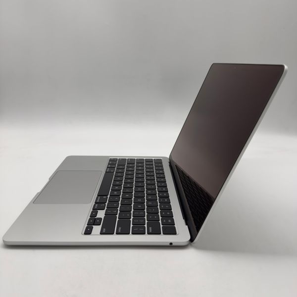 MacBook Air 13" 2022 M2 8gb RAM 256gb SSD Silver б/у (0951W) 5489        фото
