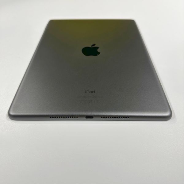 iPad 8th gen Wi-Fi 32GB Space Gray б/у (ZQ1GC) 4102        фото