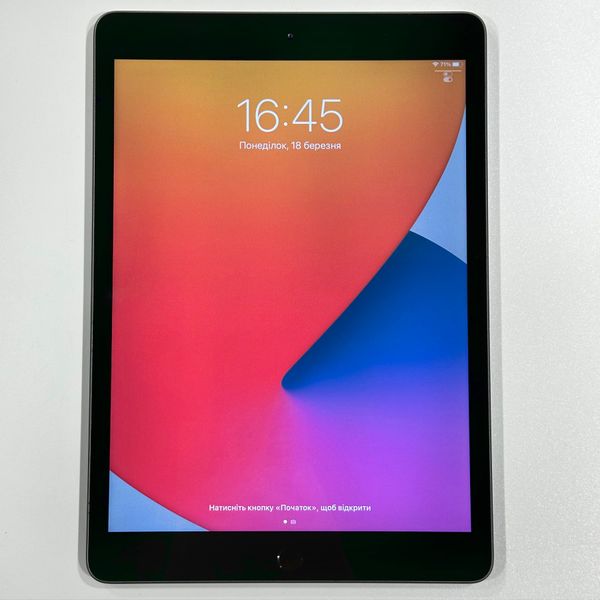 iPad 8th gen Wi-Fi 32GB Space Gray б/у (ZQ1GC) 4102        фото