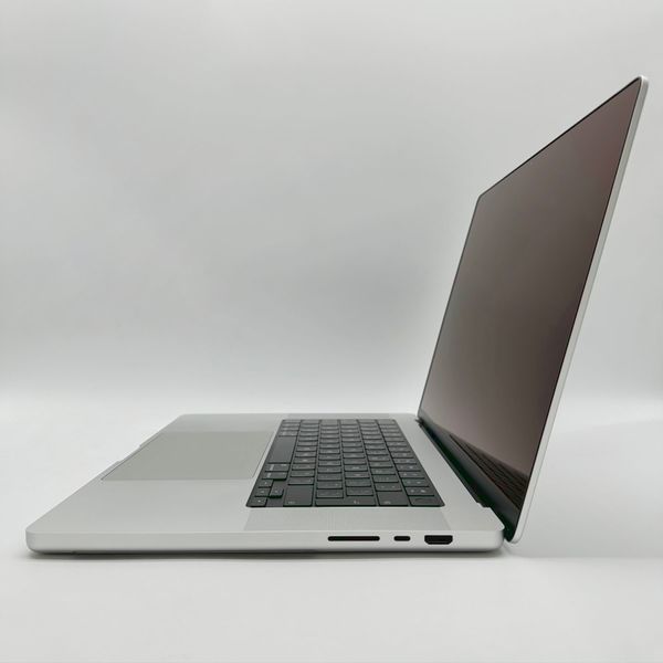 MacBook Pro 16" 2021 M1 Pro 32gb RAM 512gb SSD Silver б\у (MJQ2H) 4305        фото