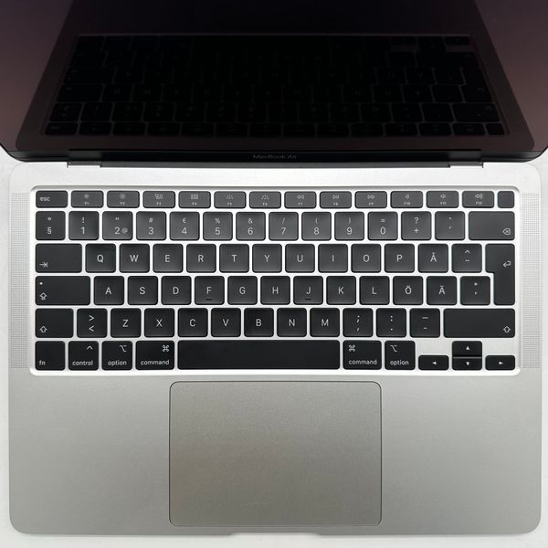 MacBook Air 13" 2020 i3 8GB RAM 256GB SSD Silver б/у (9MNHQ) 9MNHQ фото