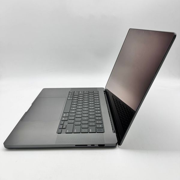 MacBook Pro 16" 2023 M3 Pro 18gb RAM 512gb SSD Space Black б/у (624FY) 5446        фото