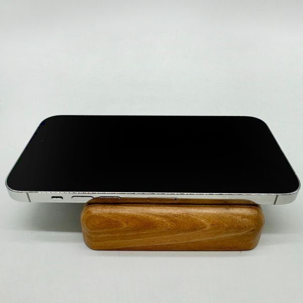 Apple iPhone 14 Pro 128GB Silver б/у 5210        фото