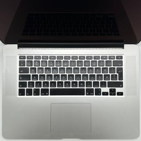 MacBook Pro 15" 2015 i7 16gb RAM 256gb SSD Silver б\у (EG3QD) 4221        фото