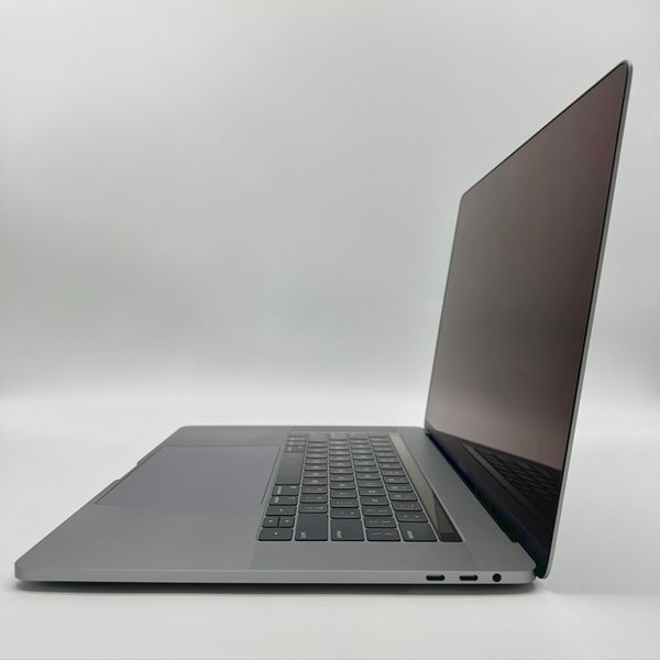 MacBook Pro 15" 2019 i7 16gb RAM 256gb SSD Space Gray б/у (XLVCF) 3301        фото