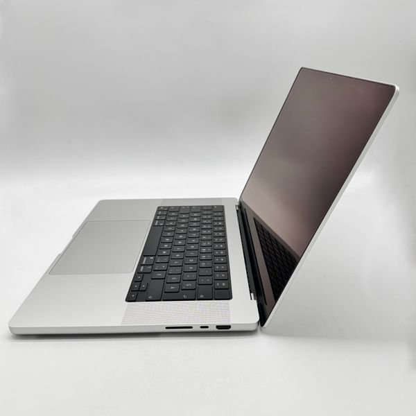 MacBook Pro 16" 2023 M2 Pro 16gb RAM 1Tb SSD Silver б/у (GV7XL) 5447        фото