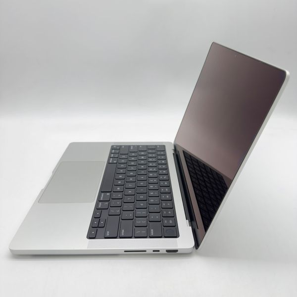 MacBook Pro 14" 2021 M1 Pro 32Gb RAM 512Gb SSD Silver б/у (6XDPQ) 5450        фото