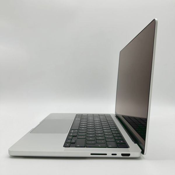 MacBook Pro 14" 2021 M1 Pro 32Gb RAM 512Gb SSD Silver б\у (DF9T0) 4341        фото