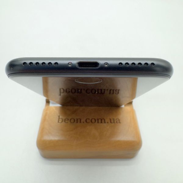 iPhone SE 2020 64GB Black б/у (72687) 5267        фото