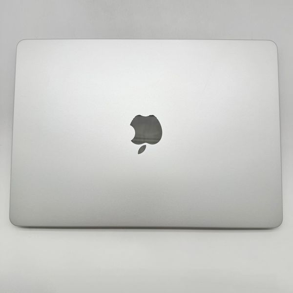 MacBook Air 13" 2025 M4 16gb RAM 256gb SSD Silver б\у (XCYF3) 5747        фото