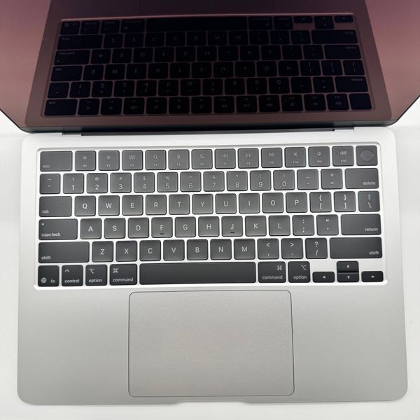 MacBook Air 13" 2025 M4 16gb RAM 256gb SSD Silver б\у (XCYF3) 5747        фото